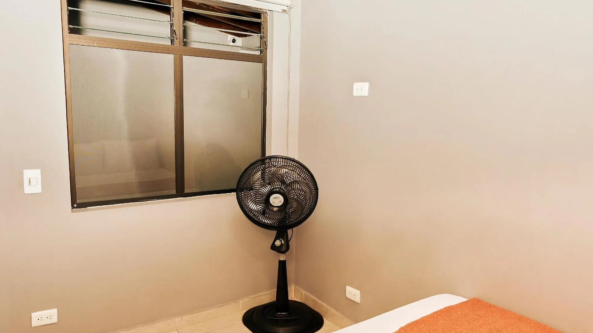 Apartamentos En Zona Rosa De Laureles Medellin Colombia