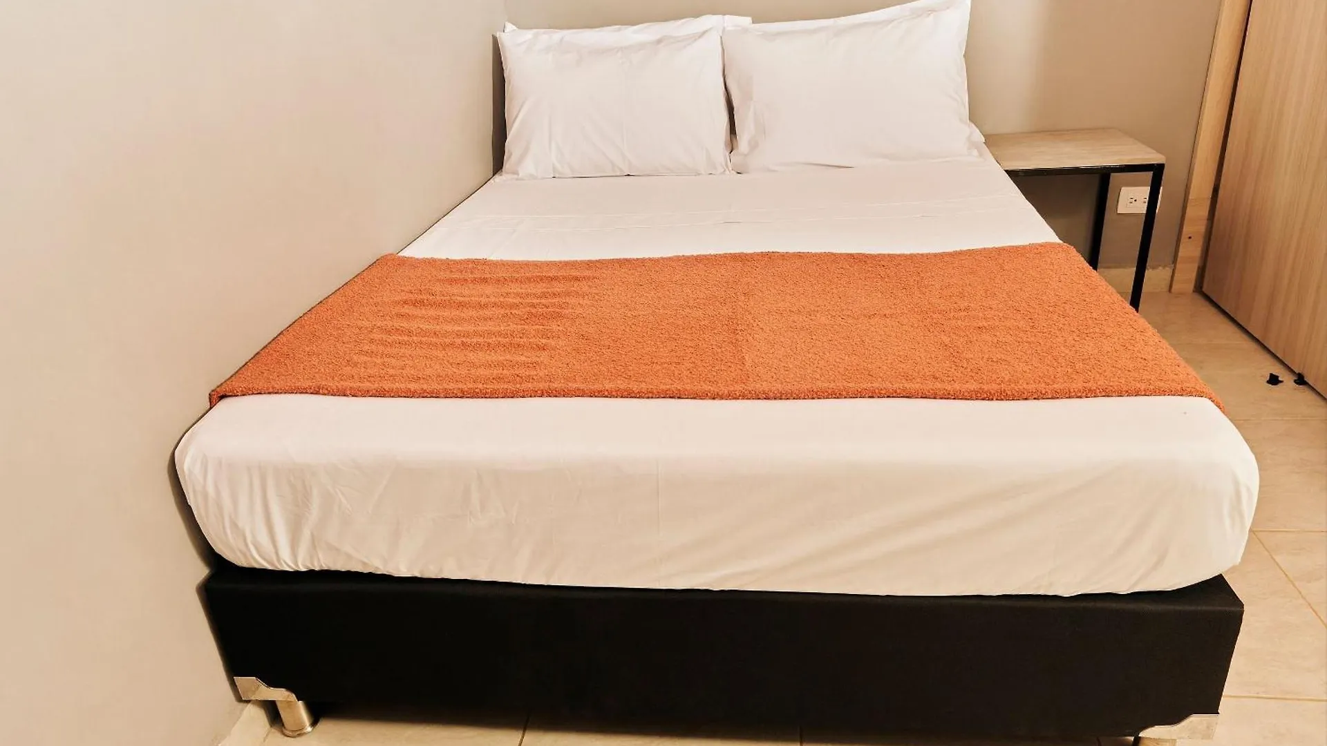 Apartamentos En Zona Rosa De Laureles Medellin Colombia