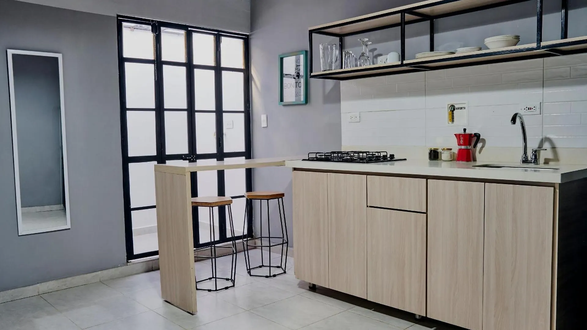 Apartamentos En Zona Rosa De Laureles Медельин Апартаменты