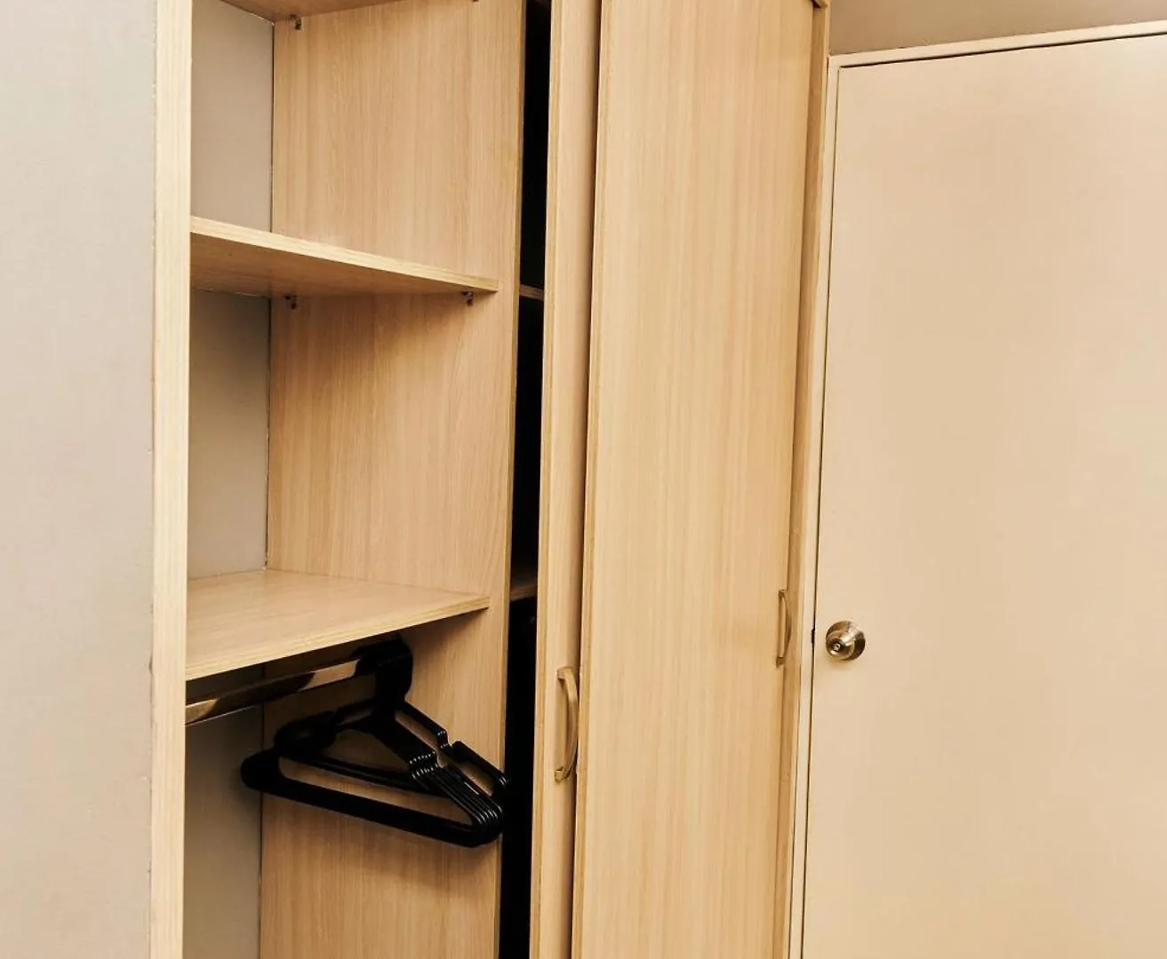 Апартаменты Apartamentos En Zona Rosa De Laureles Медельин Колумбия