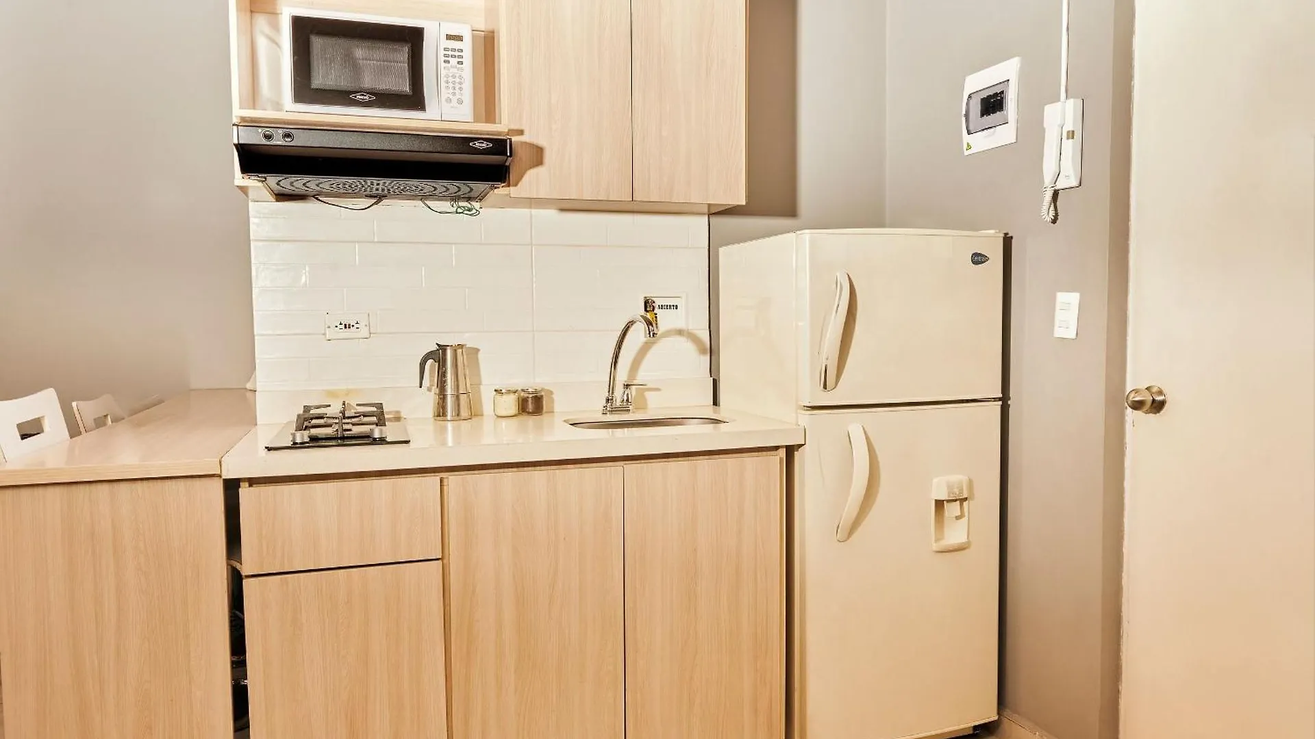 Апартаменты Apartamentos En Zona Rosa De Laureles Медельин