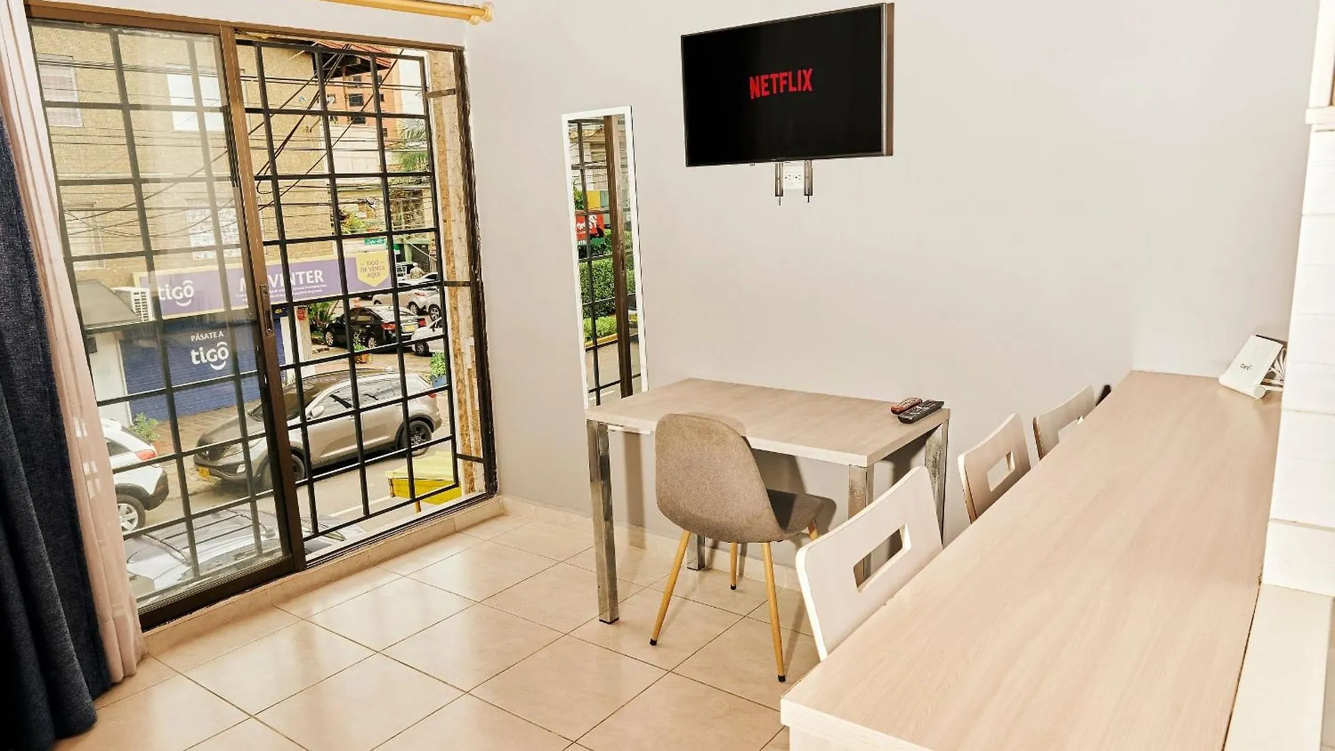 Apartamentos En Zona Rosa De Laureles Медельин 0*,